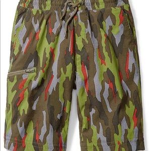 Eddie Bauer Camo Shorts. NEW WITH TAGS AND BAG